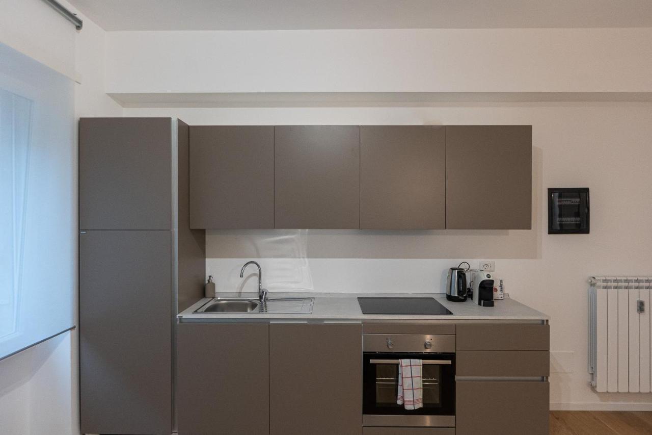 Province Apartment-Rental In Roma Exterior foto